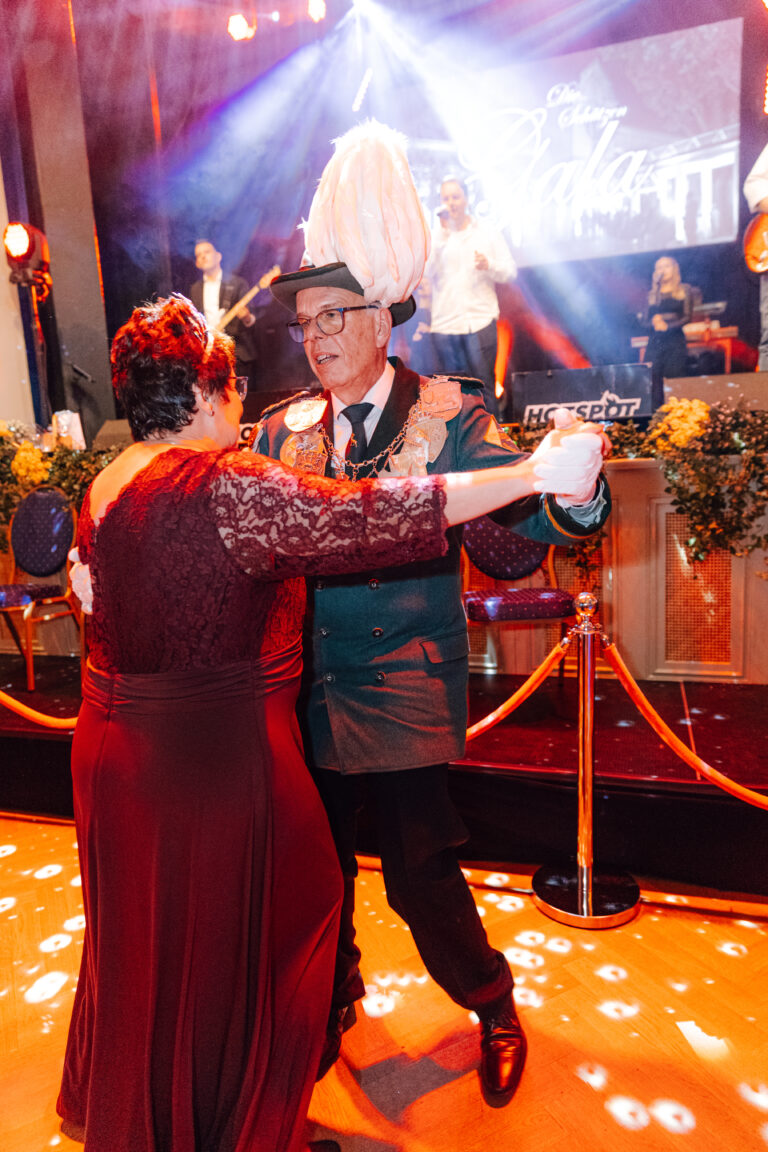 Schützen-Gala 2025, Kurhaus Bad Honnef – Bild 33 von 50